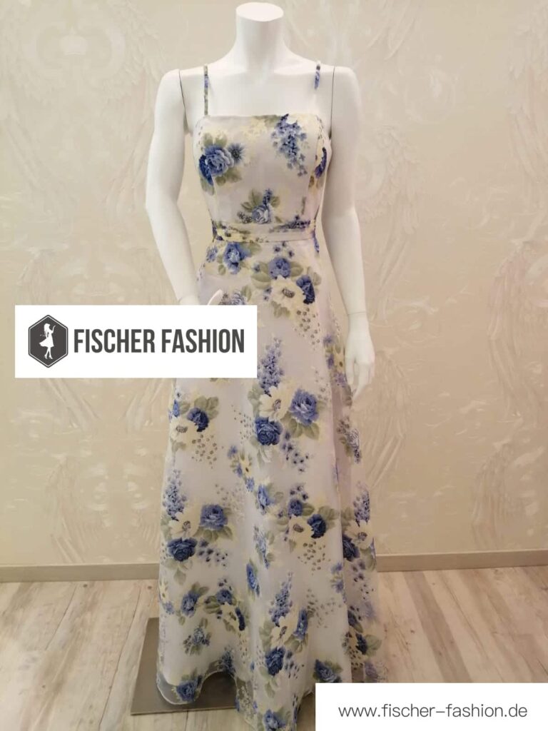 Ballkleider Modell 2 — Fischer Fashion Cham