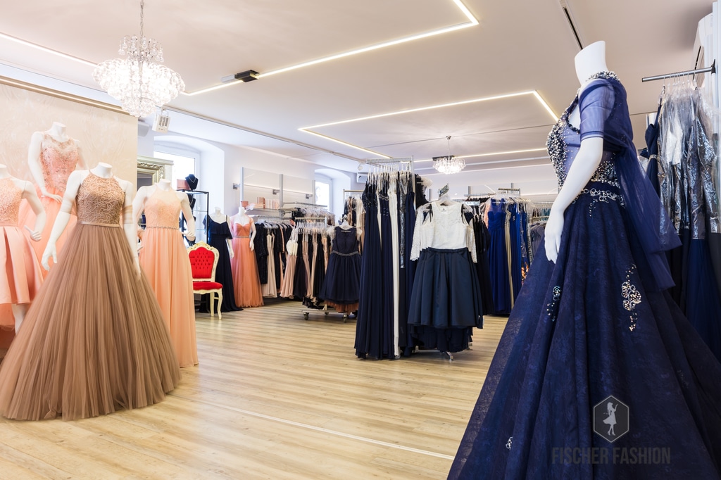 Fischer Fashion Showroom - Braut- und Festmode